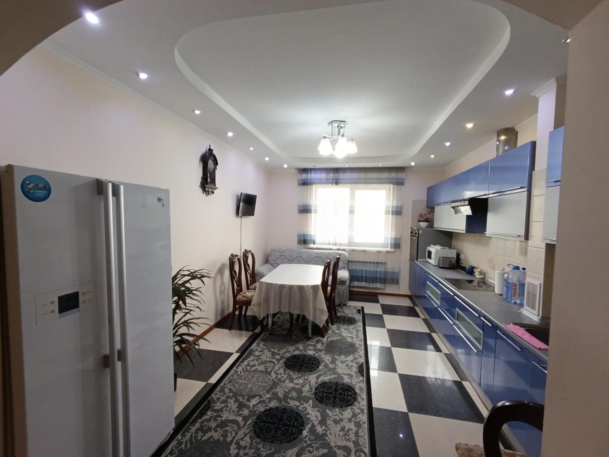 Улица Гоголя 2 Апартаменты 180 Метров Almaty Exterior foto
